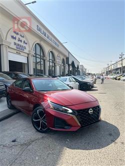 نیسان ئەلتیما